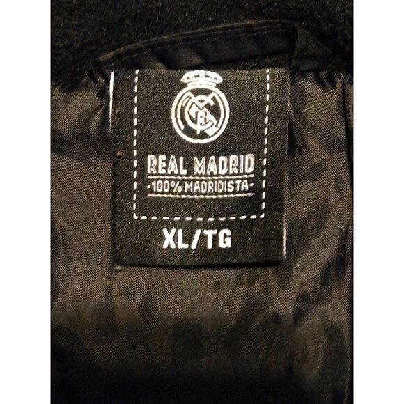 Official Real Madrid Bubble jacket (XL) - Picture 4 of 5